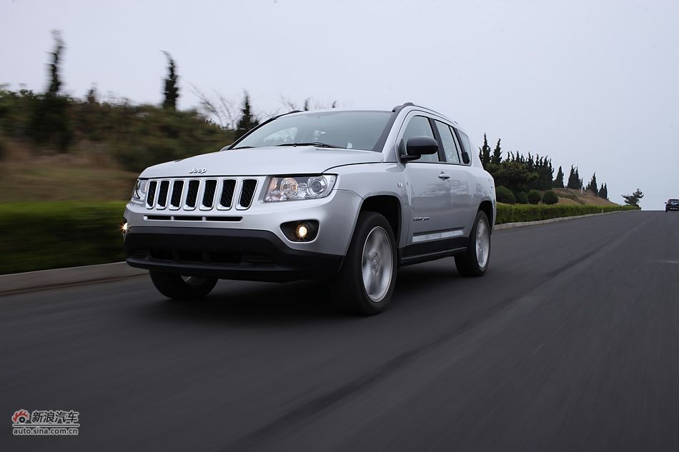 2011款Jeep指南者