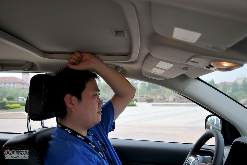 试驾2011款Jeep指南者