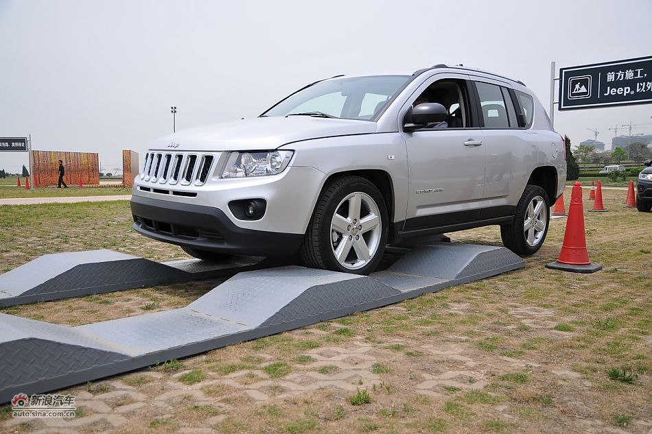 Լ2011Jeepָ