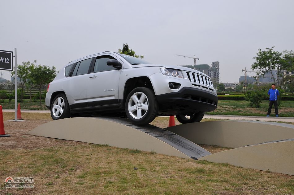 Լ2011Jeepָ