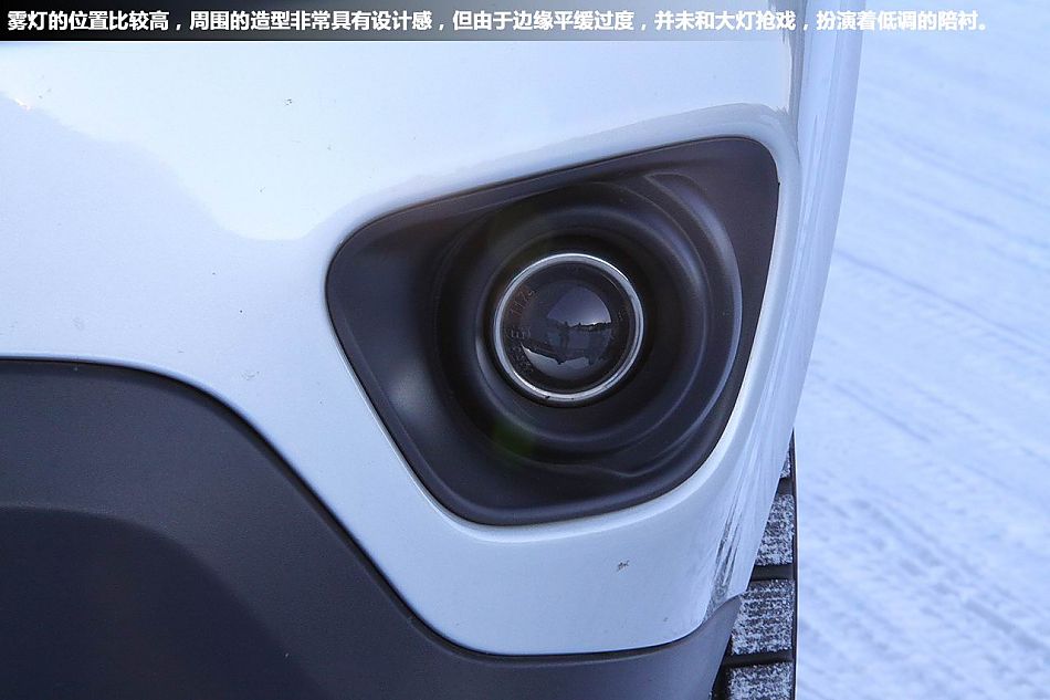 雪地体验试驾2012款Jeep指南者