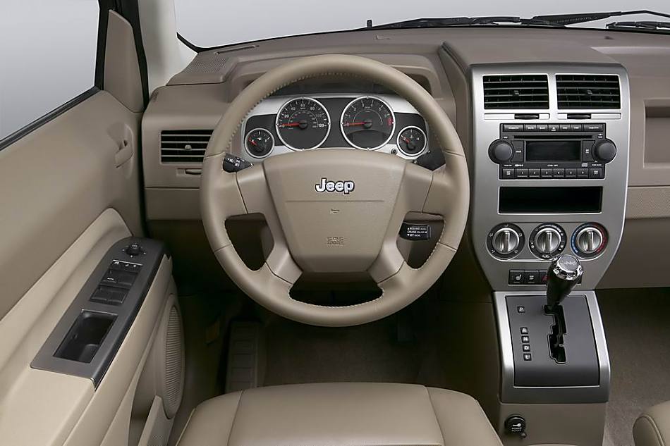 Jeep指南者内饰