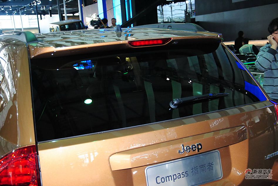 70周年限量版JEEP指南者