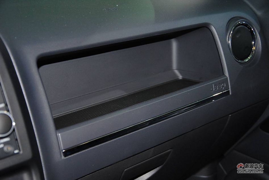 70周年限量版JEEP指南者