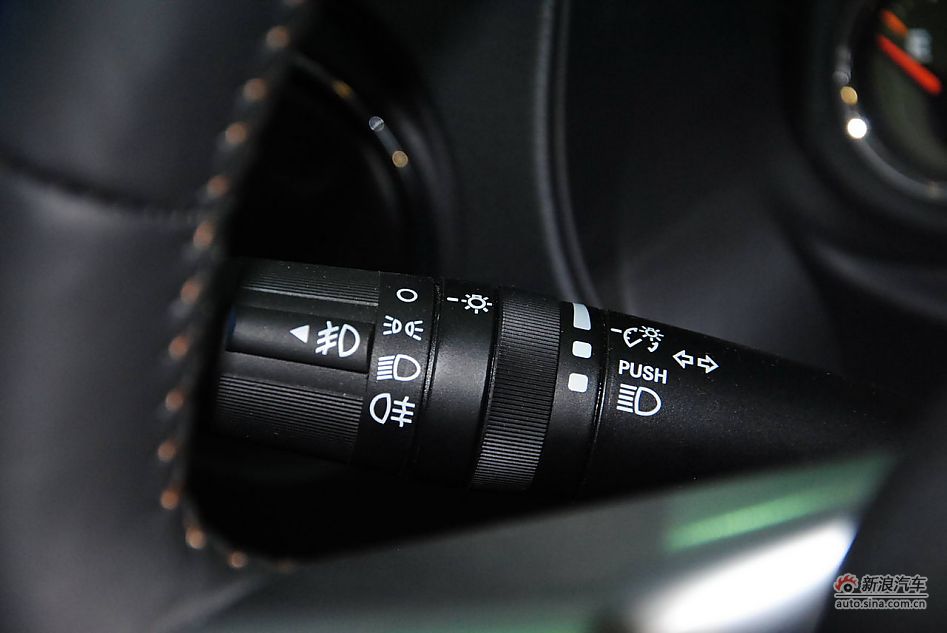 70周年限量版JEEP指南者