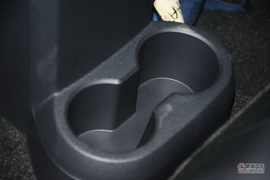 70周年限量版JEEP指南者