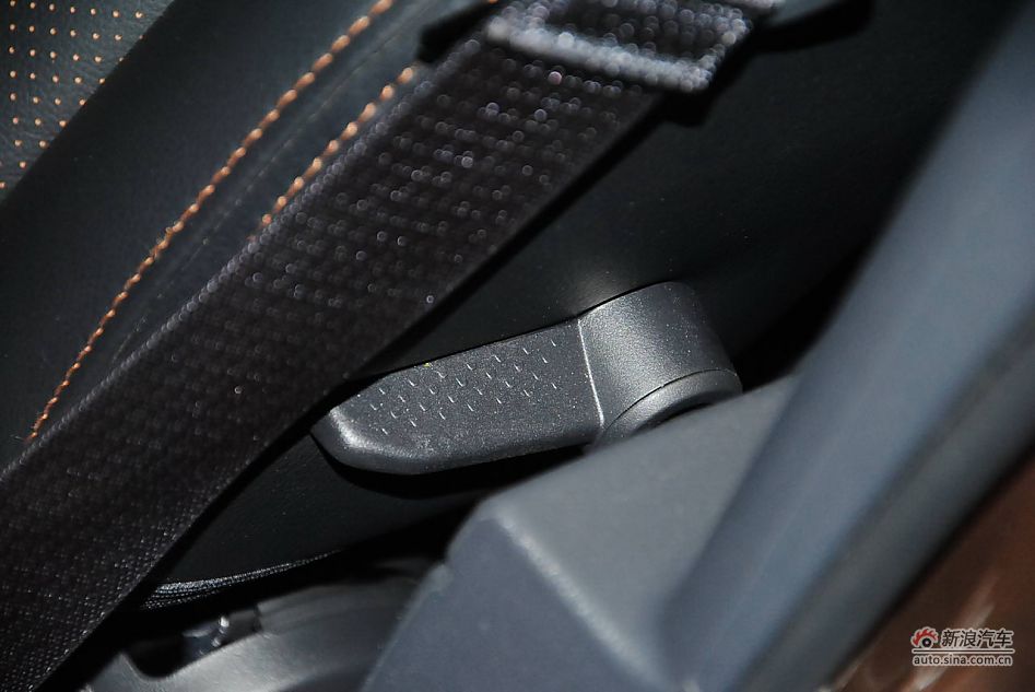 70周年限量版JEEP指南者