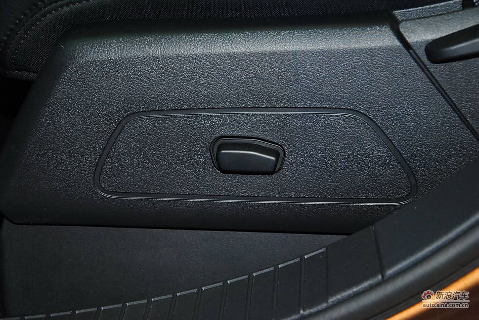 70周年限量版JEEP指南者