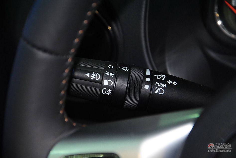 70周年限量版JEEP指南者