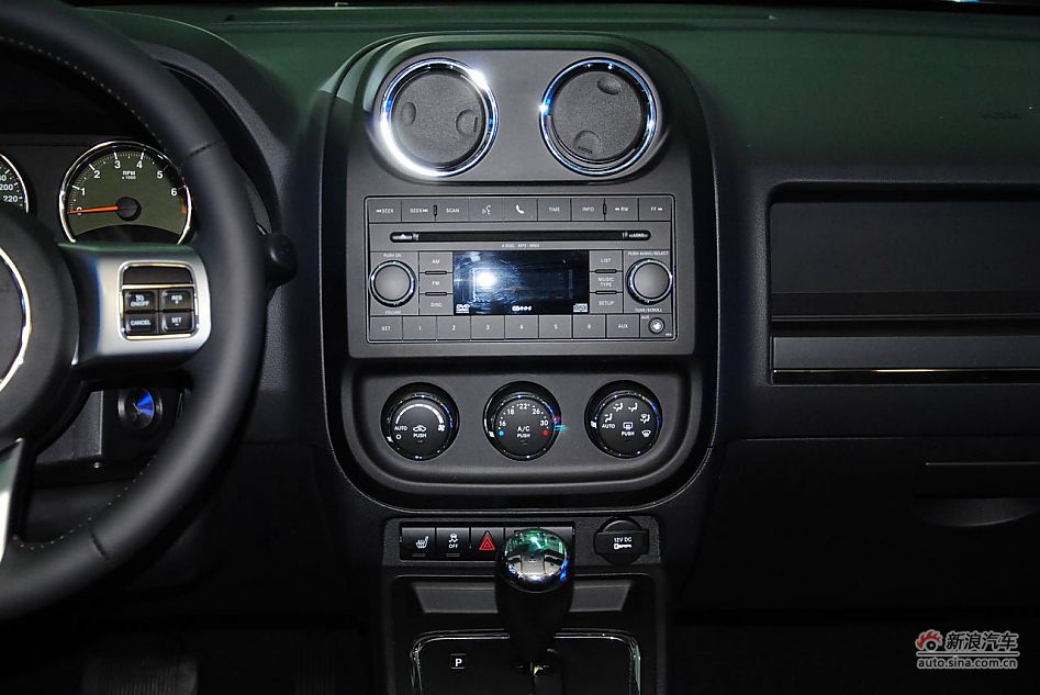 70周年限量版JEEP指南者