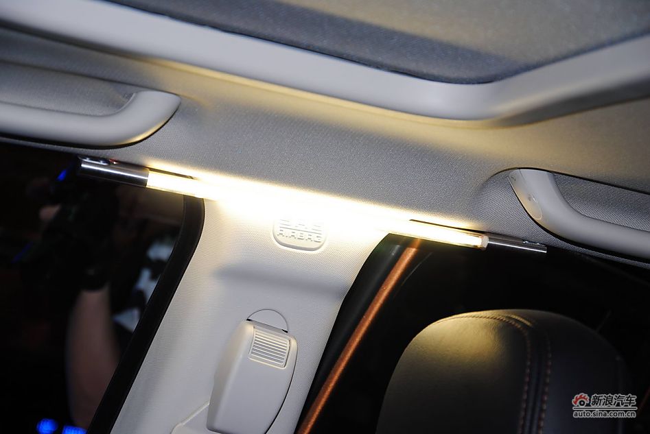 70周年限量版JEEP指南者