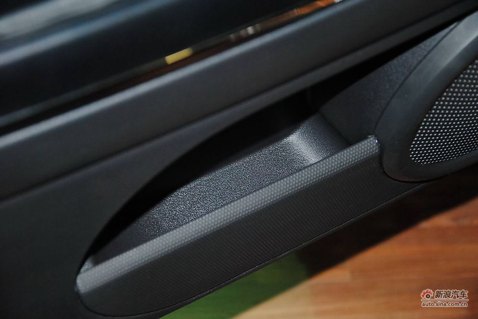 70周年限量版JEEP指南者