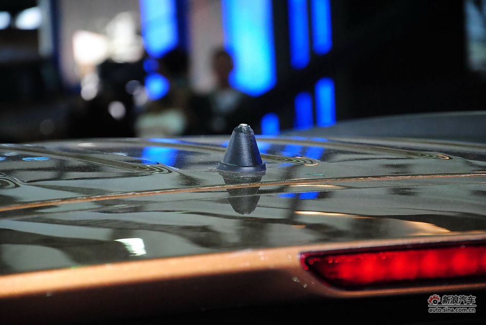 70周年限量版JEEP指南者