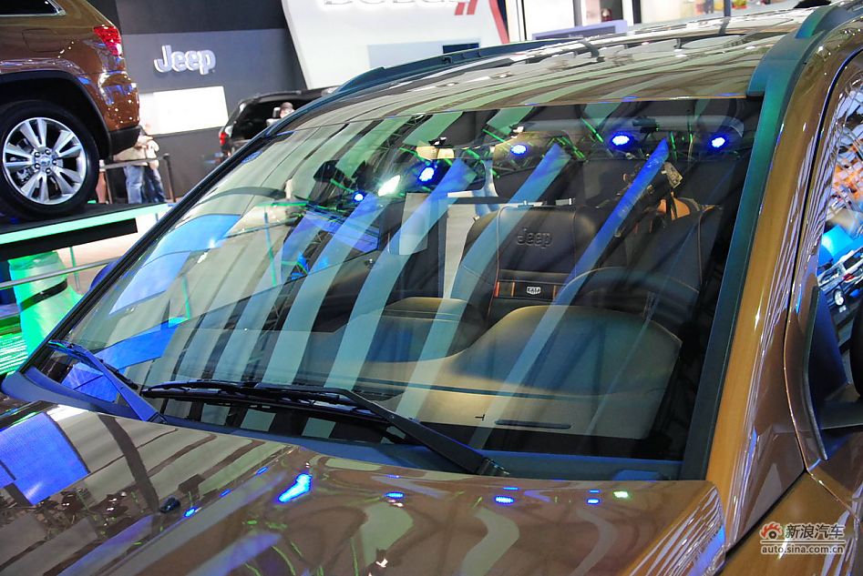 70周年限量版JEEP指南者