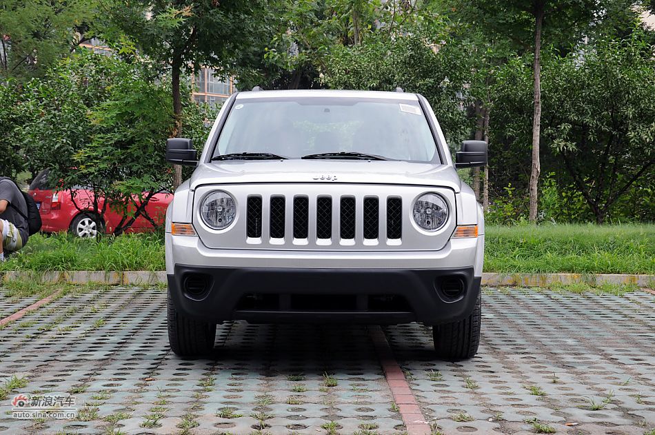 2011款自由客实拍