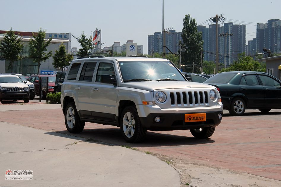 2011款Jeep自由客