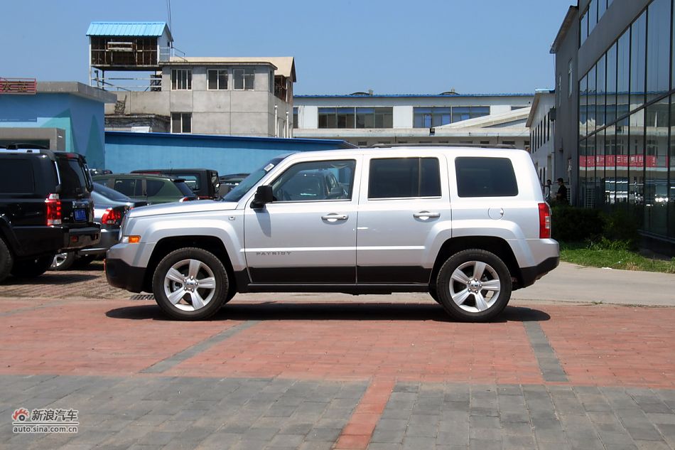 2011款Jeep自由客