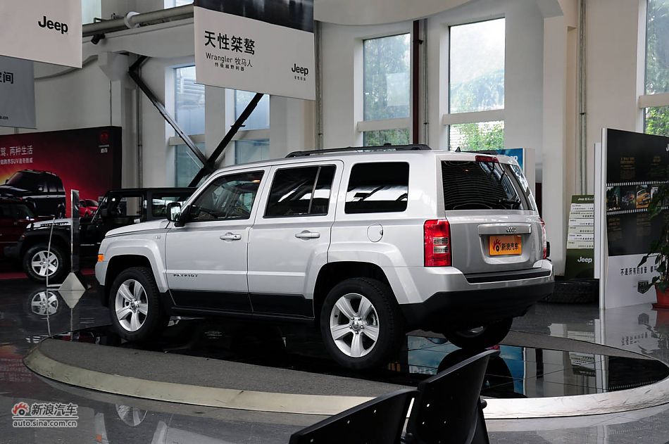 2011款自由客实拍