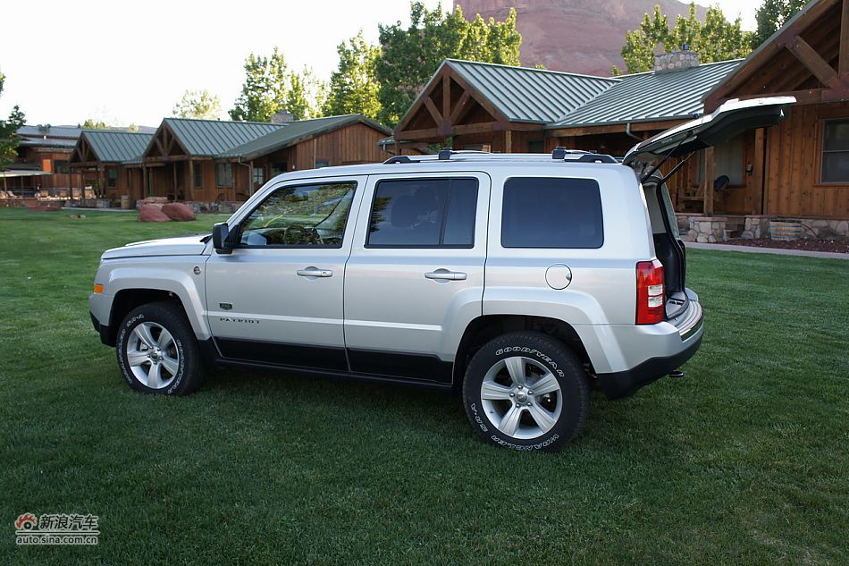 2011款Patriot自由客70周年限量版