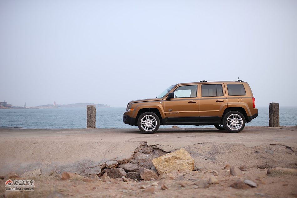 2011款Jeep自由客