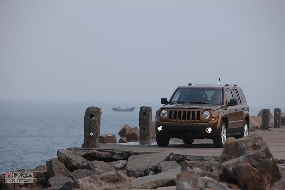 2011款Jeep自由客