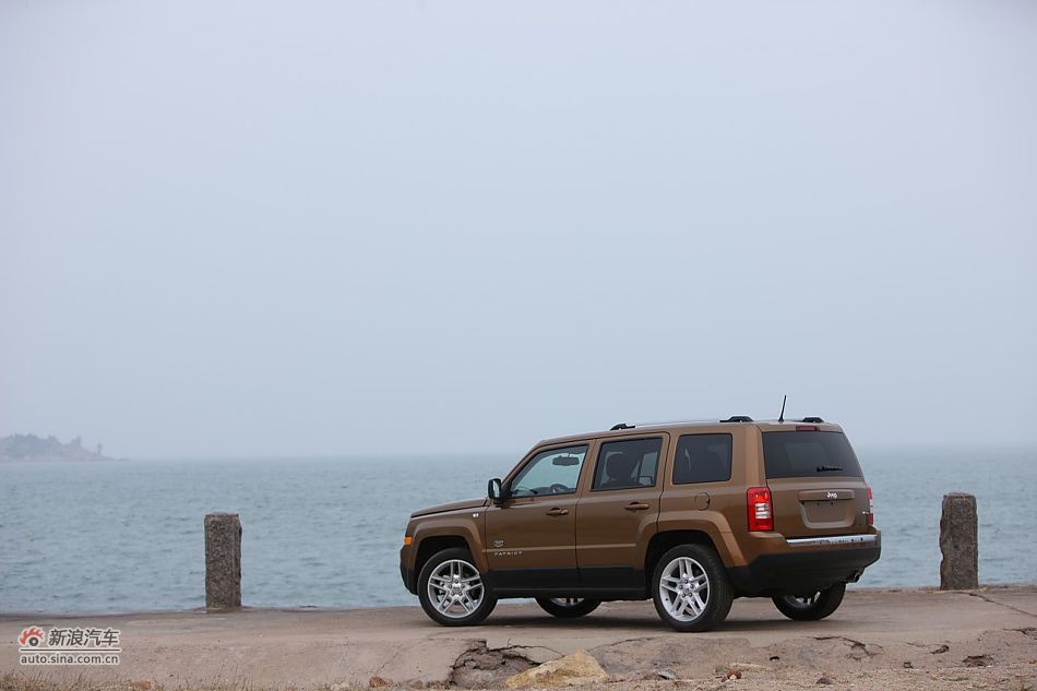 2011款Jeep自由客