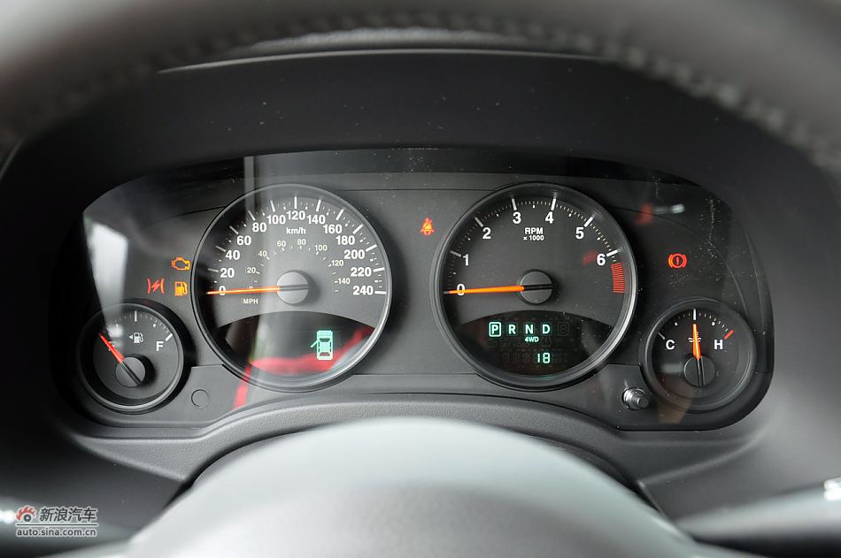 2011款自由客实拍