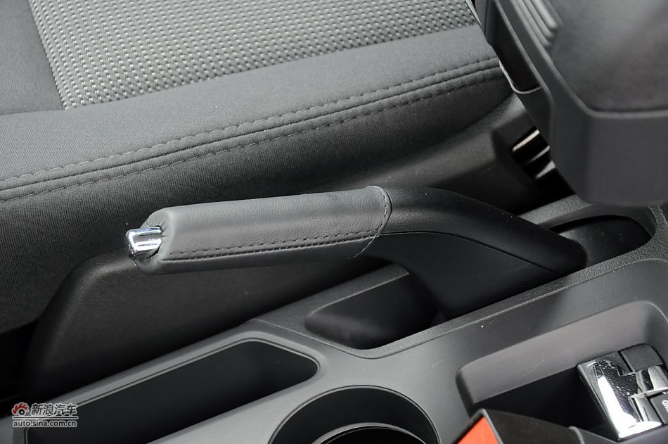 2011款自由客实拍