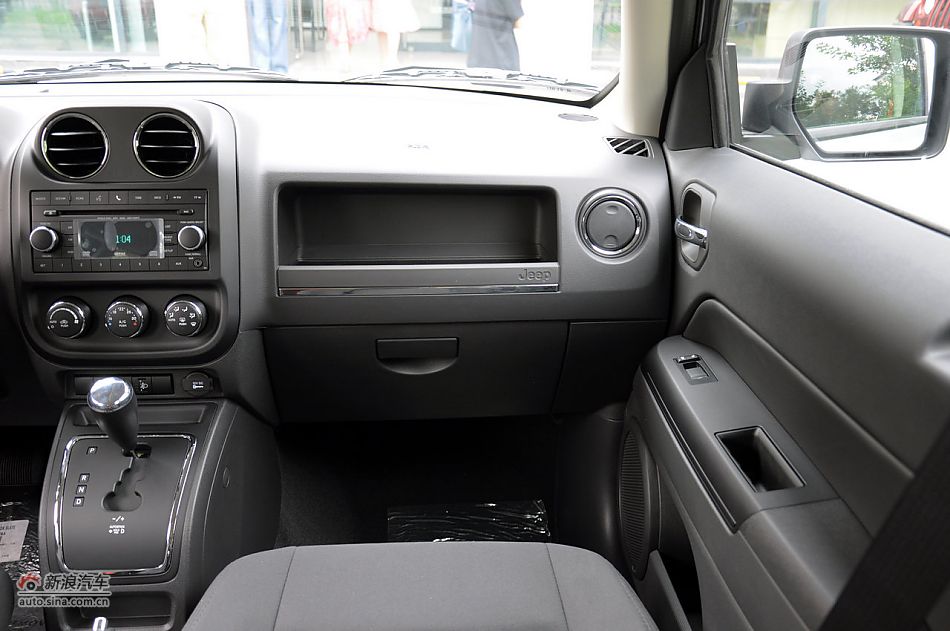 2011款自由客实拍