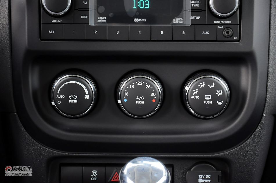 2011款自由客实拍