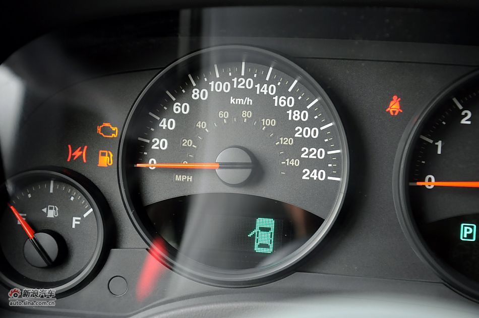 2011款自由客实拍