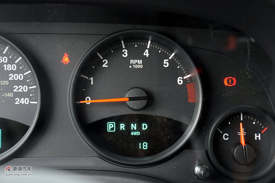 2011款自由客实拍