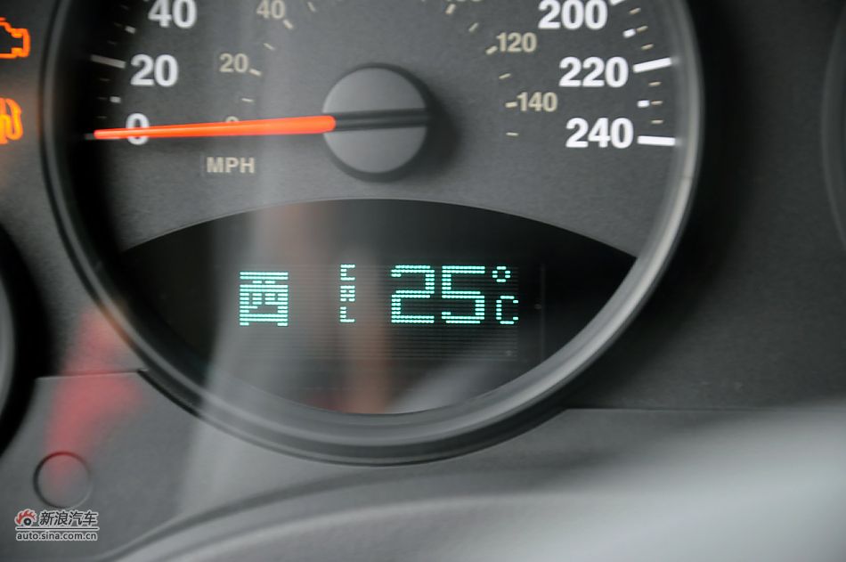 2011款自由客实拍