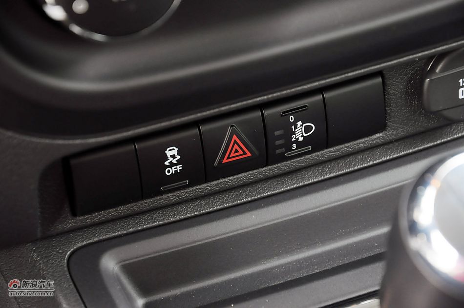 2011款自由客实拍