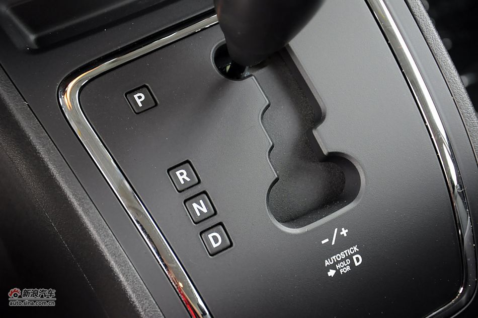 2011款自由客实拍