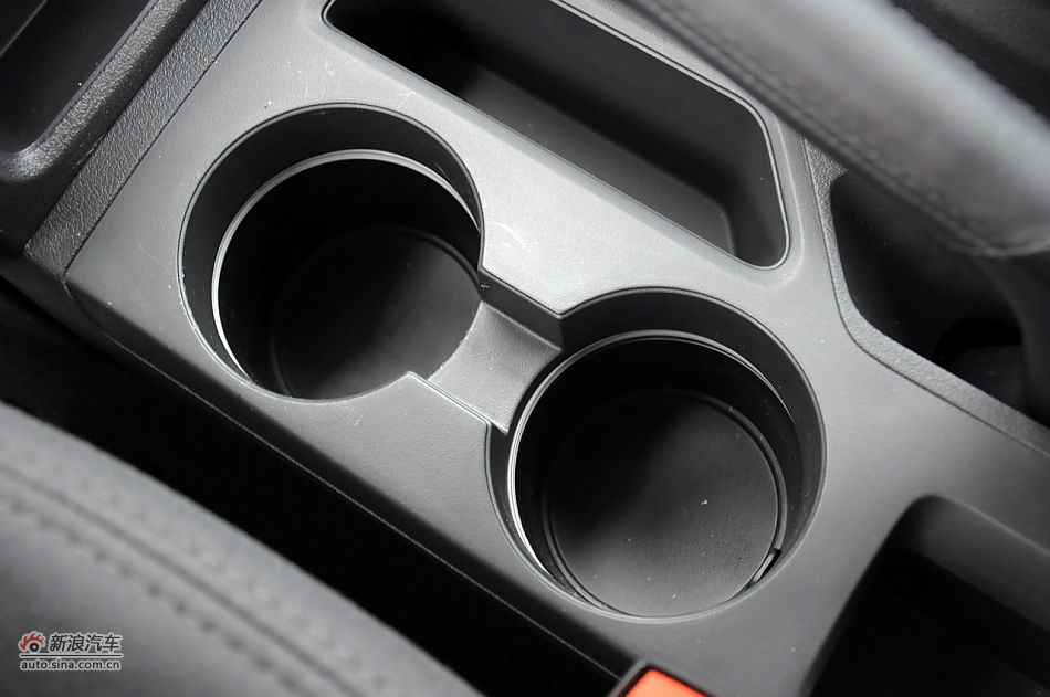 2011款自由客实拍