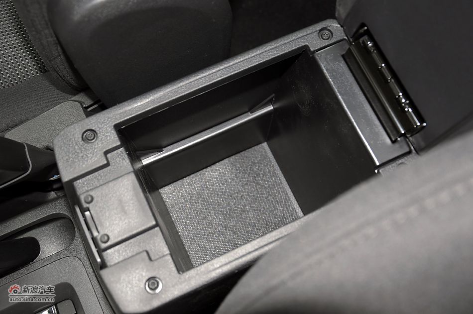 2011款自由客实拍