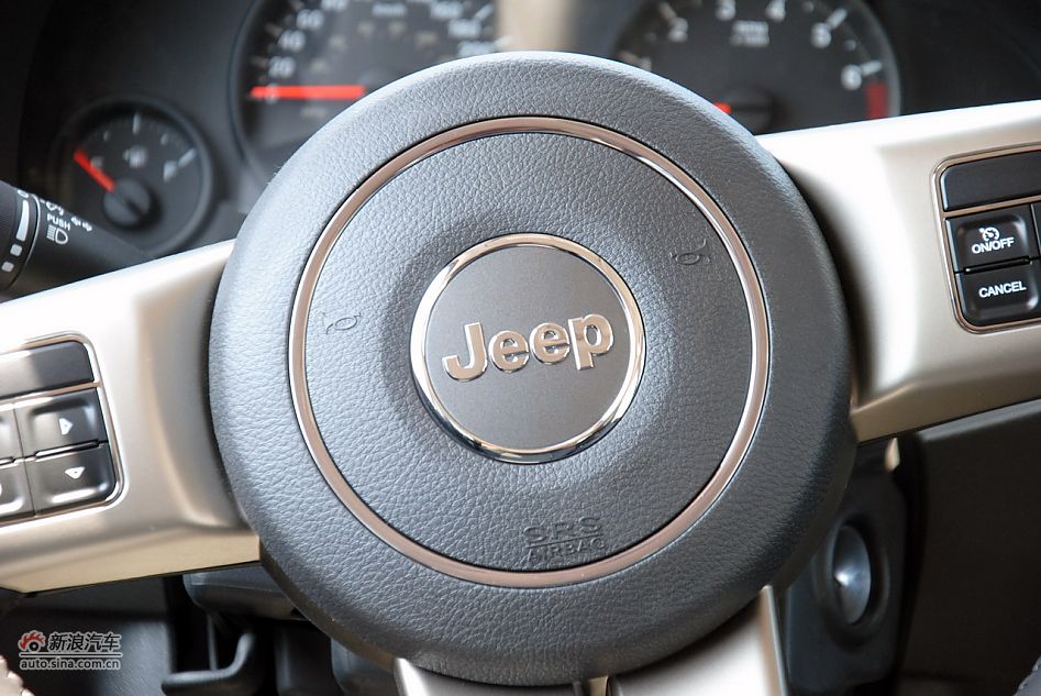 2011款Jeep自由客