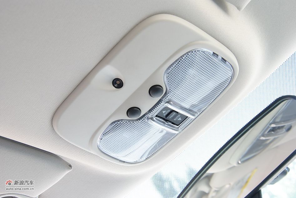 2011款Jeep自由客