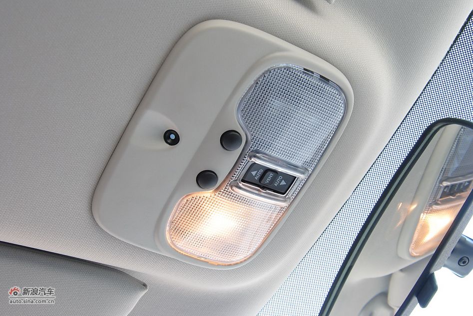 2011款Jeep自由客