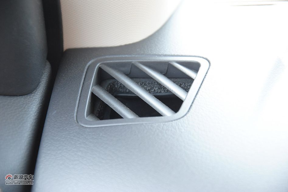 2011款Jeep自由客