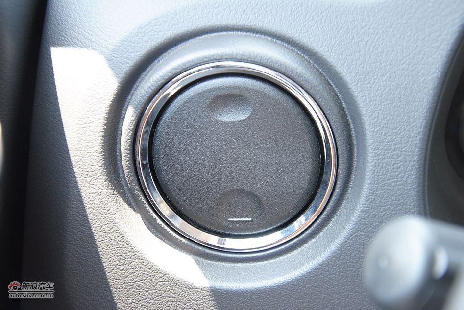 2011款Jeep自由客