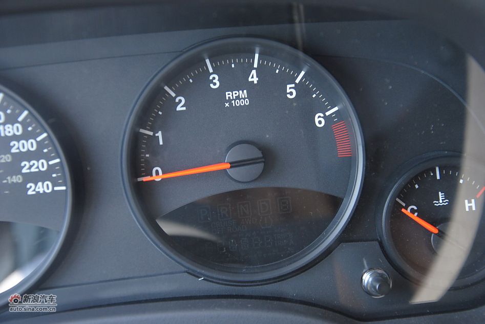 2011款Jeep自由客