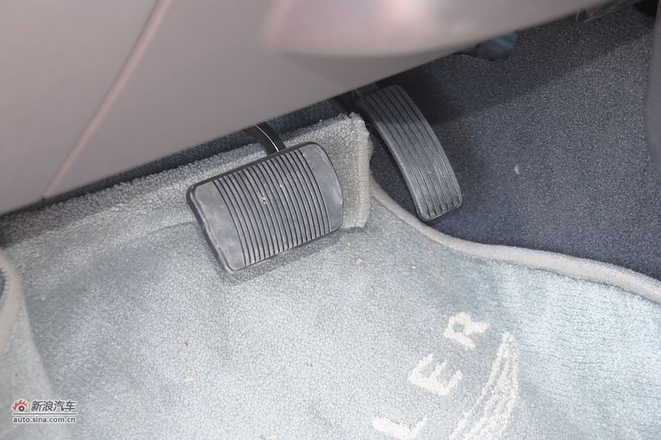 2011款Jeep自由客