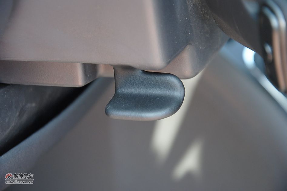 2011款Jeep自由客