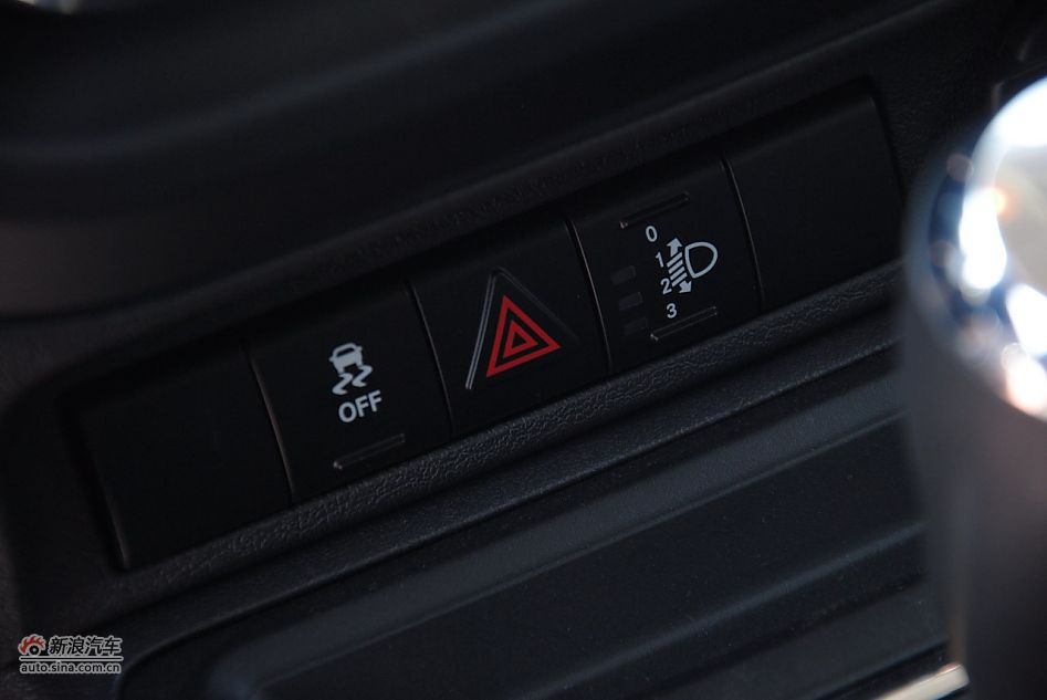 2011款Jeep自由客