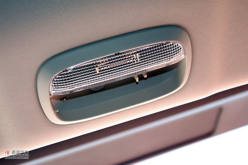 2011款Jeep自由客