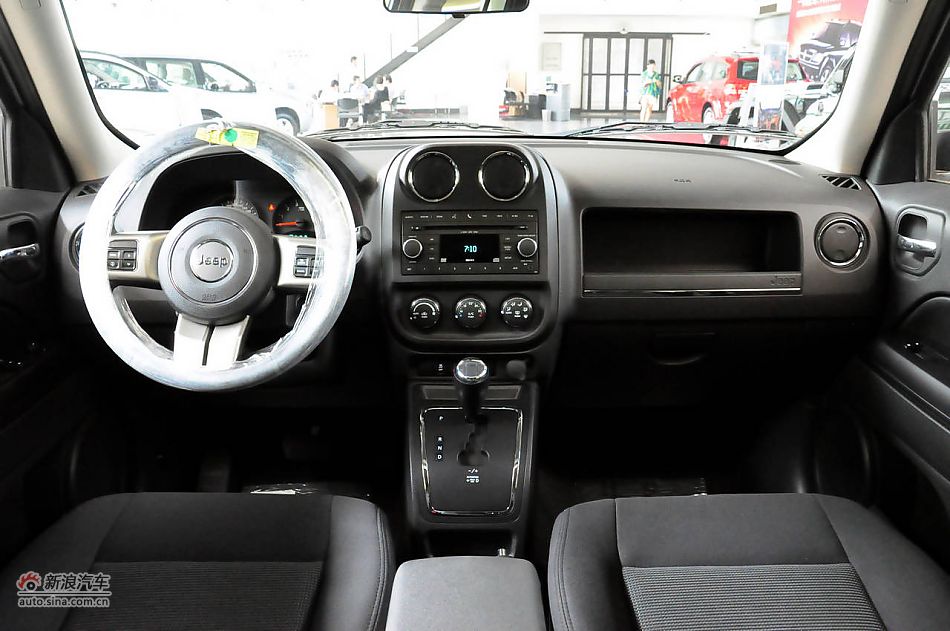 2011款自由客实拍