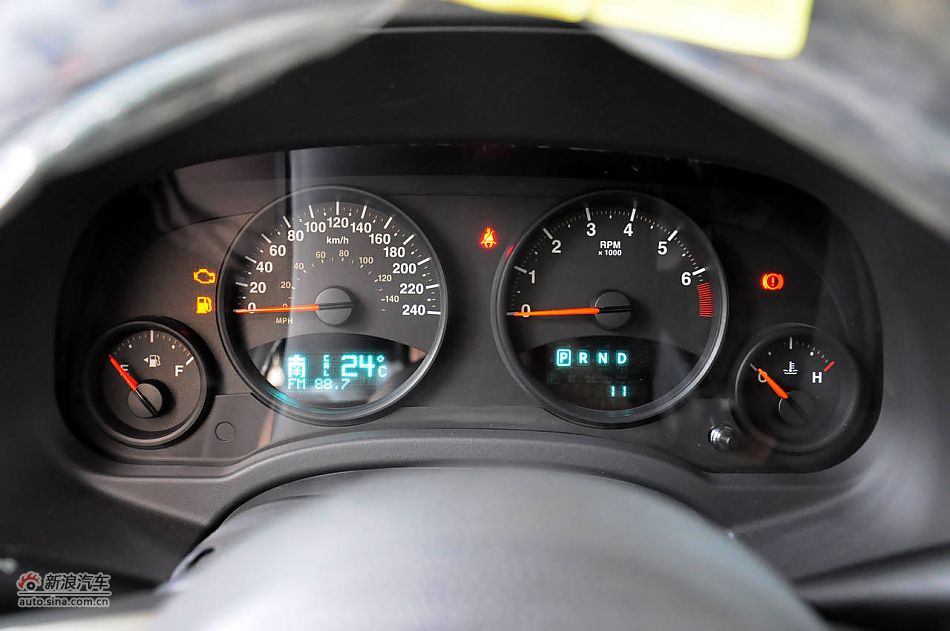 2011款自由客实拍