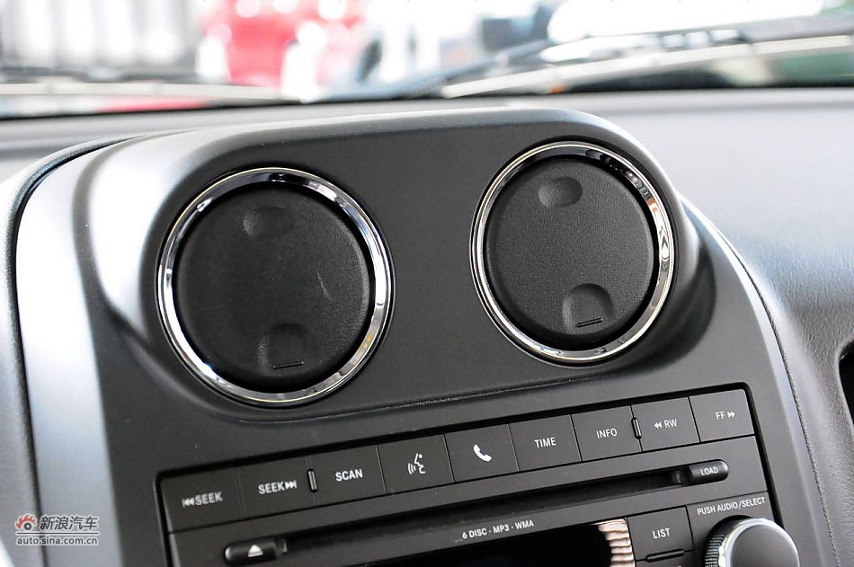 2011款自由客实拍